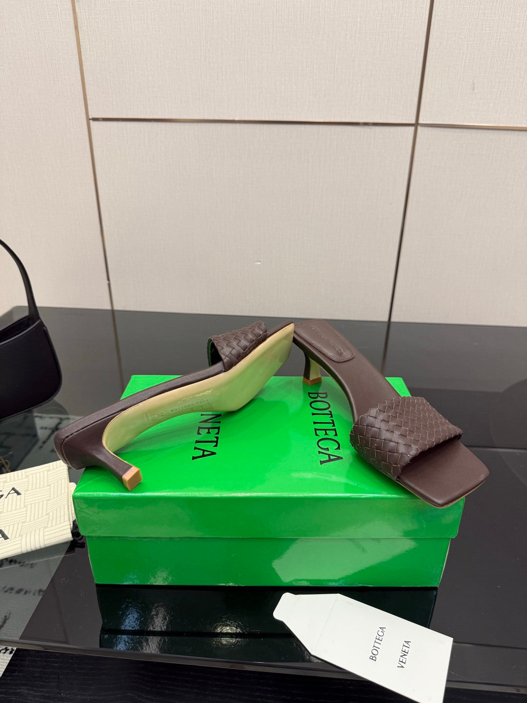 Bottega Veneta Black & Green Designer Shoes EU 35-39 Edition 4 - detail image 6