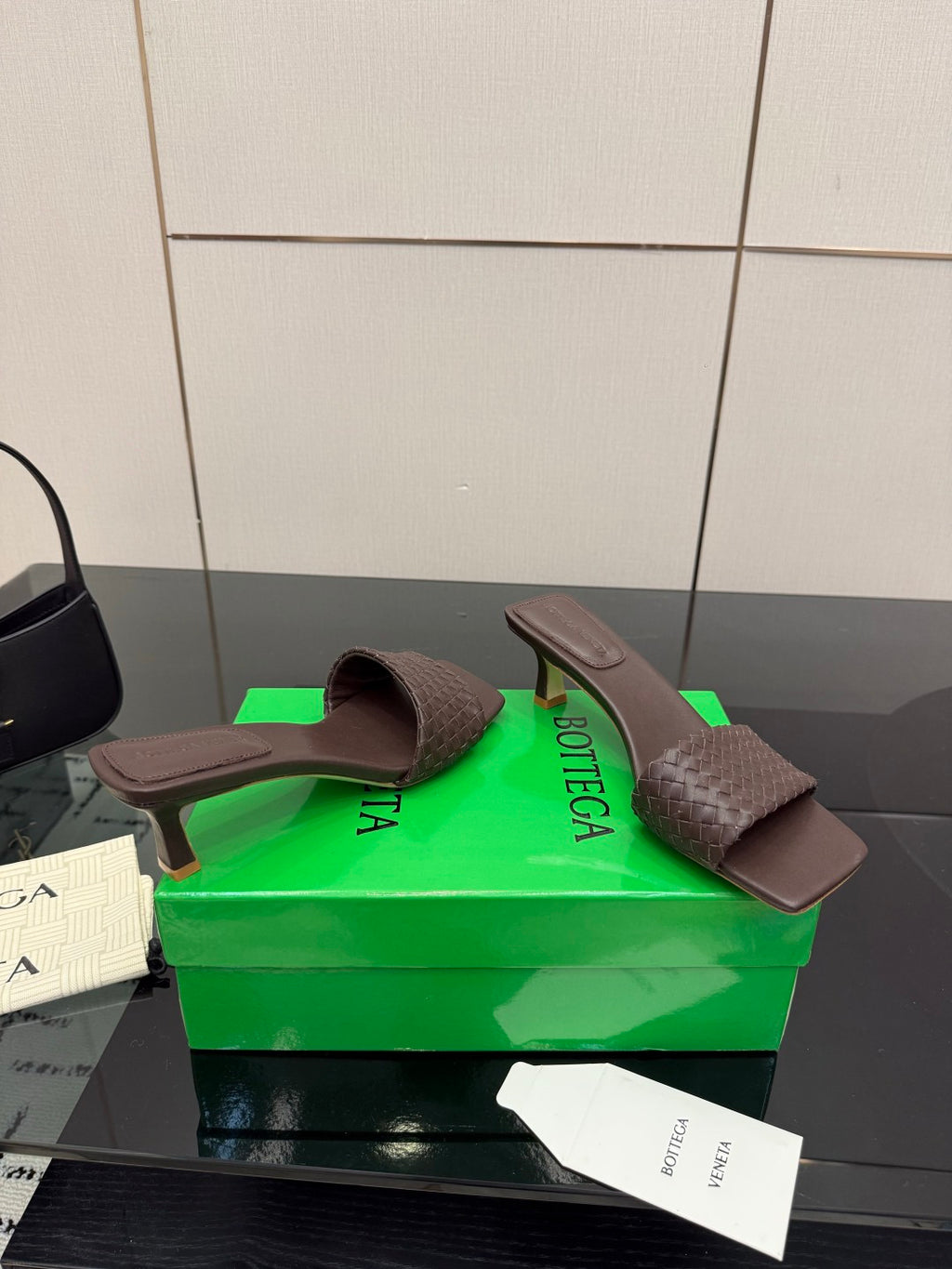 Bottega Veneta Black & Green Designer Shoes EU 35-39 Edition 4 - detail image 5