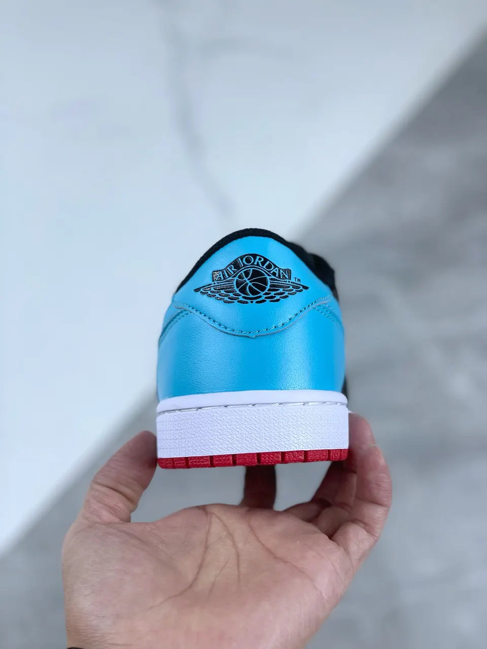 Air Jordan 1 Low Black Red Blue - Hình 2