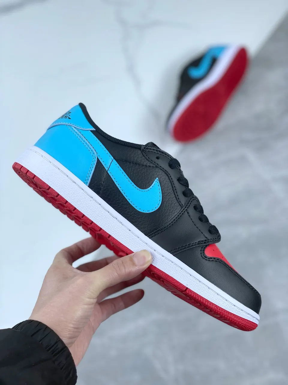 Air Jordan 1 Low Black Red Blue - Hình 4