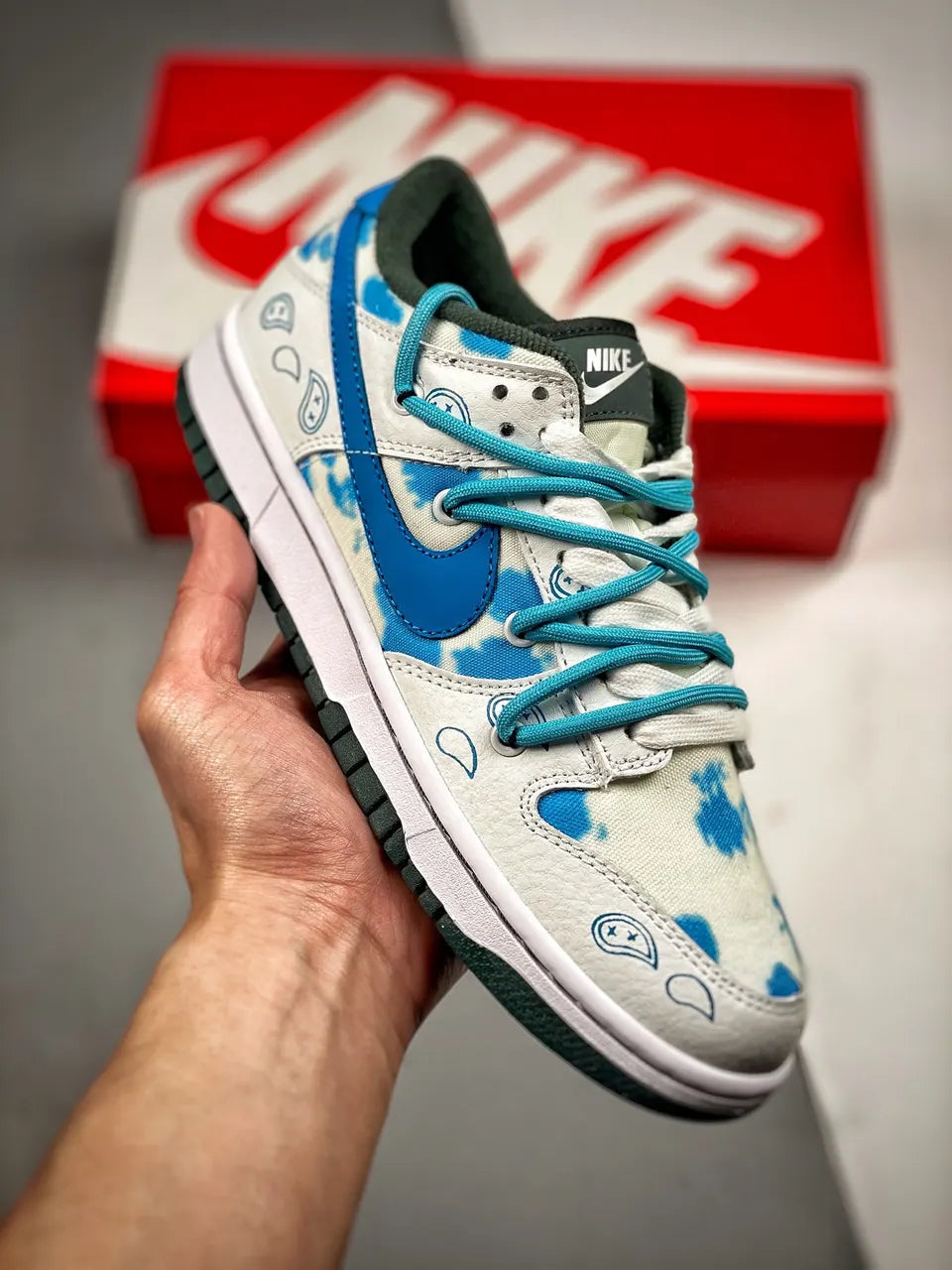 Nike Dunk Low Paisley White Blue