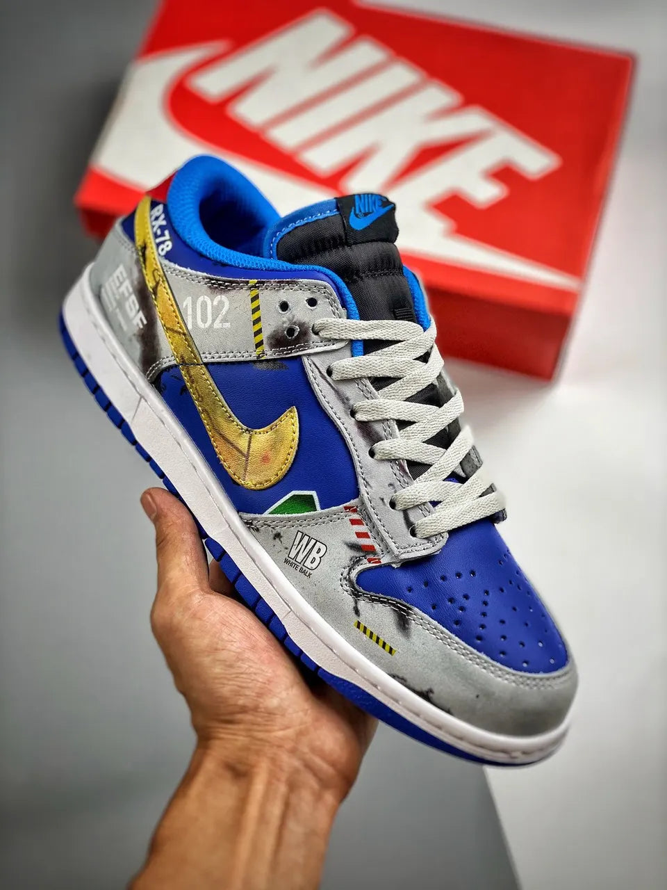 Nike Dunk Low Gundam