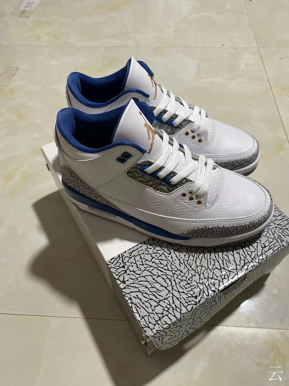 retro Air Jordan 3 White Blue - Hình 3