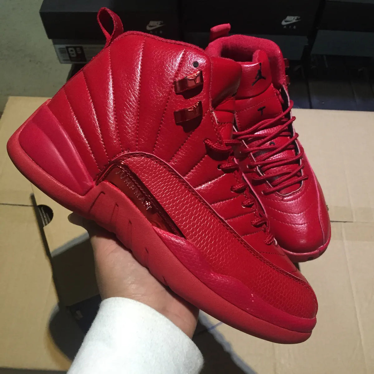 Air Jordan 12 Retro Red - Hình 4