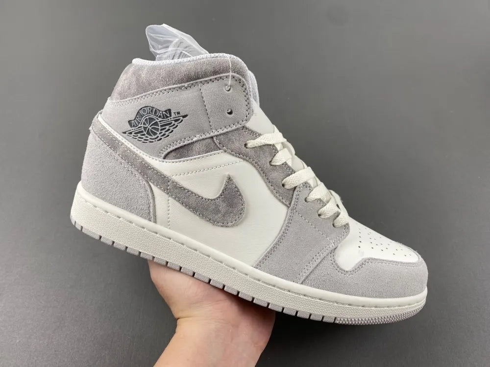 Air Jordan 1 Grey White - Hình 4