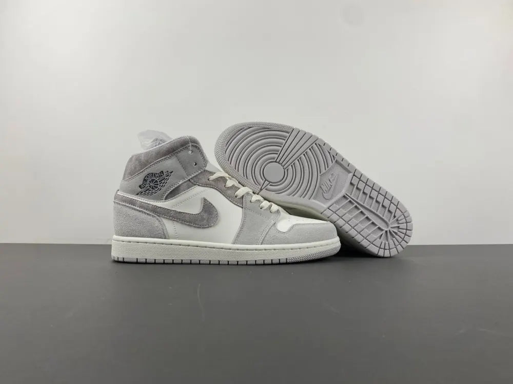 Air Jordan 1 Grey White - Hình 12
