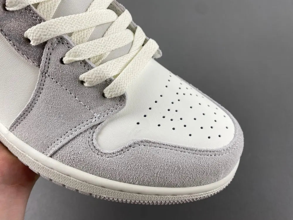 Air Jordan 1 Grey White - Hình 5