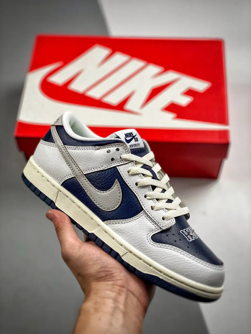 Nike SB Dunk Low NYC