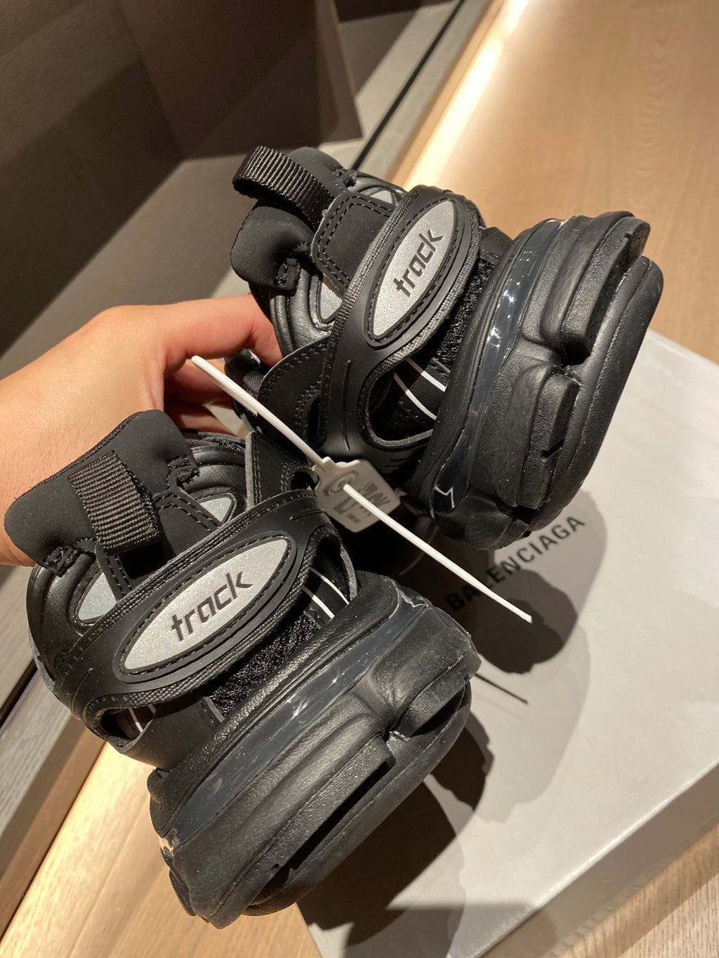 Balenciaga Black Designer Shoes Edition 6 - detail image 9