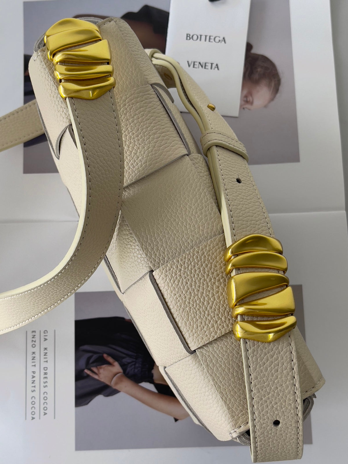 Bottega Veneta 23X15X5 Gray Designer Handbag - detail image 7