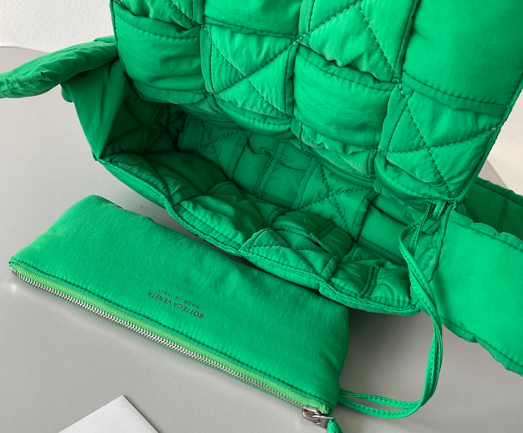 Bottega Veneta 628951 Green Hobo Bag Edition 3 - detail image 9