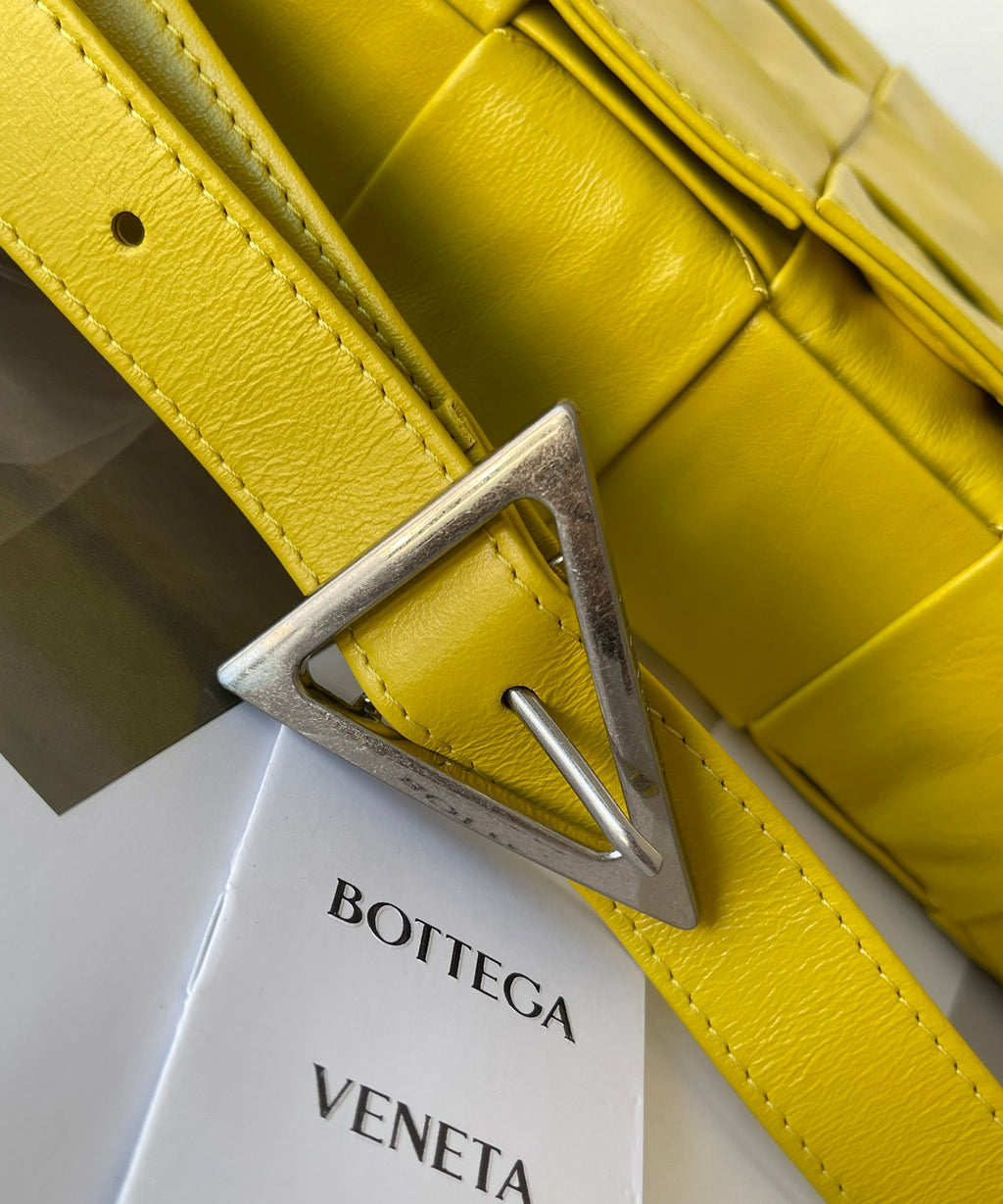Bottega Veneta Yellow Designer Handbag Edition 8 - detail image 4