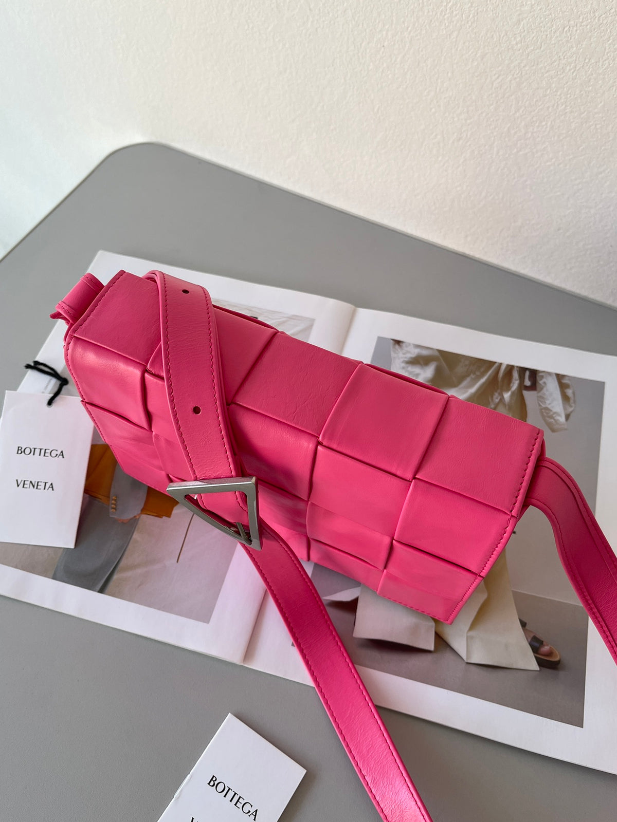 Bottega Veneta Pink Designer Handbag Edition 7 - detail image 2