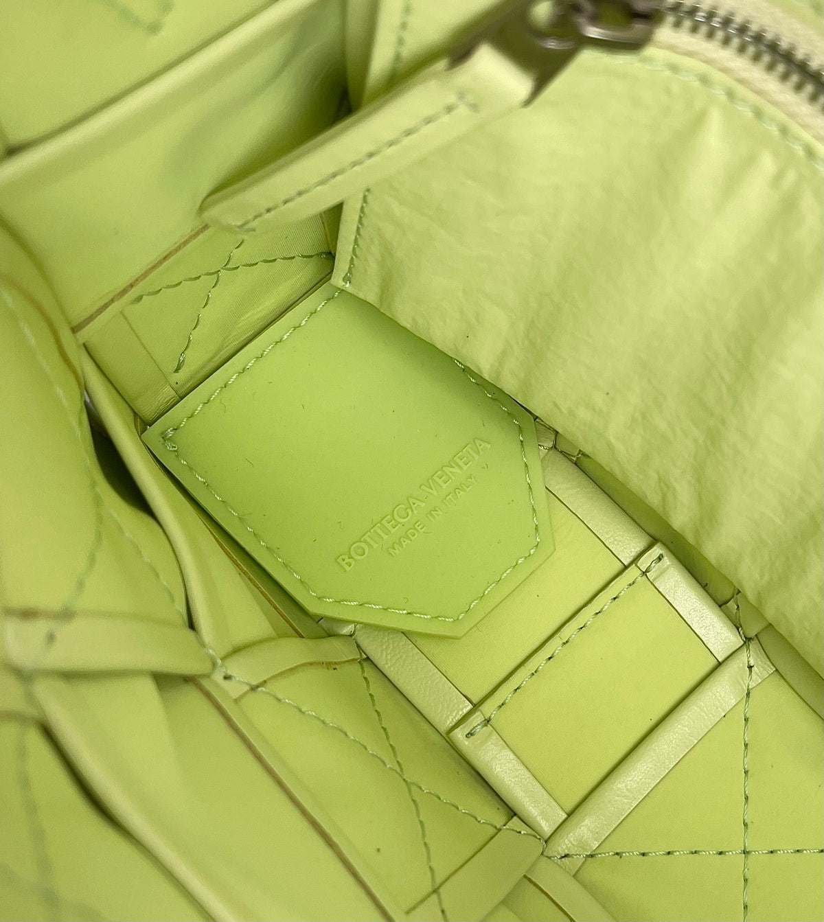 Bottega Veneta 667298 Gold & Green Designer Handbag - detail image 7