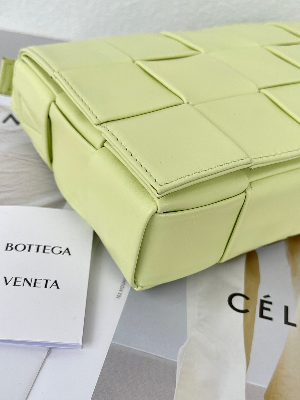 Bottega Veneta 667298 Gold & Green Designer Handbag - detail image 8