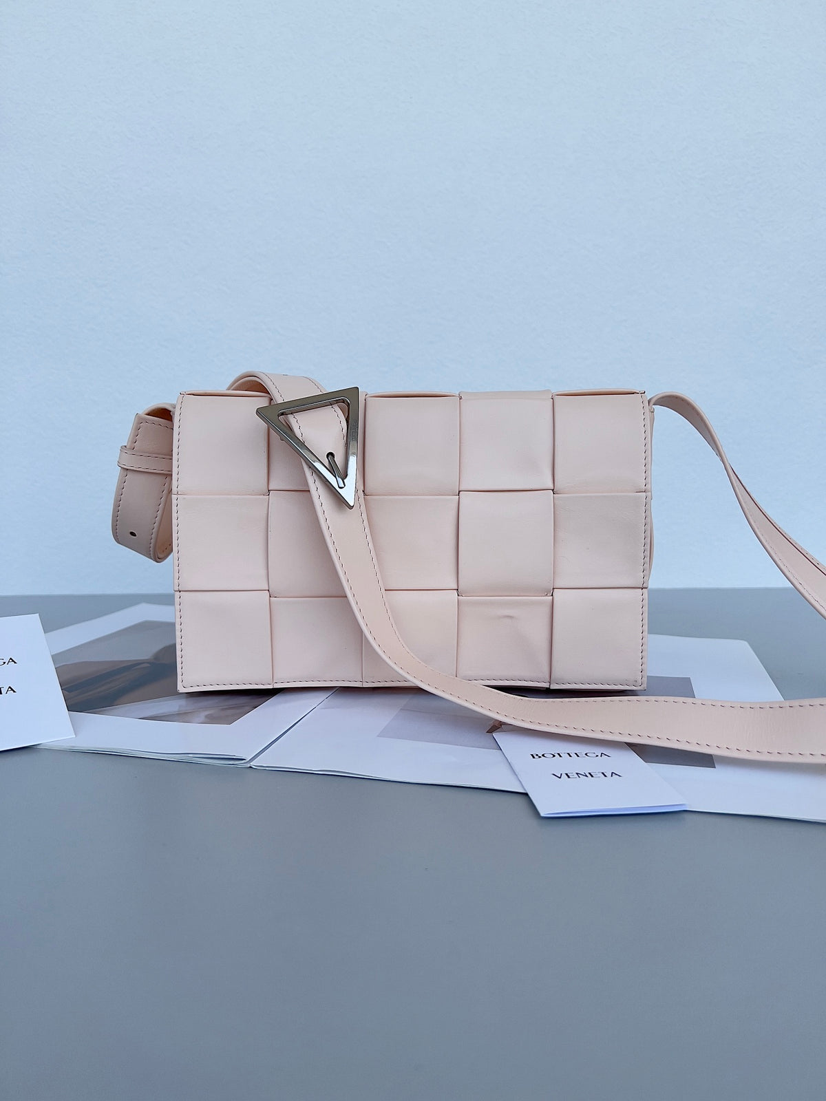 Bottega Veneta 667298 Gray Designer Handbag Edition 2