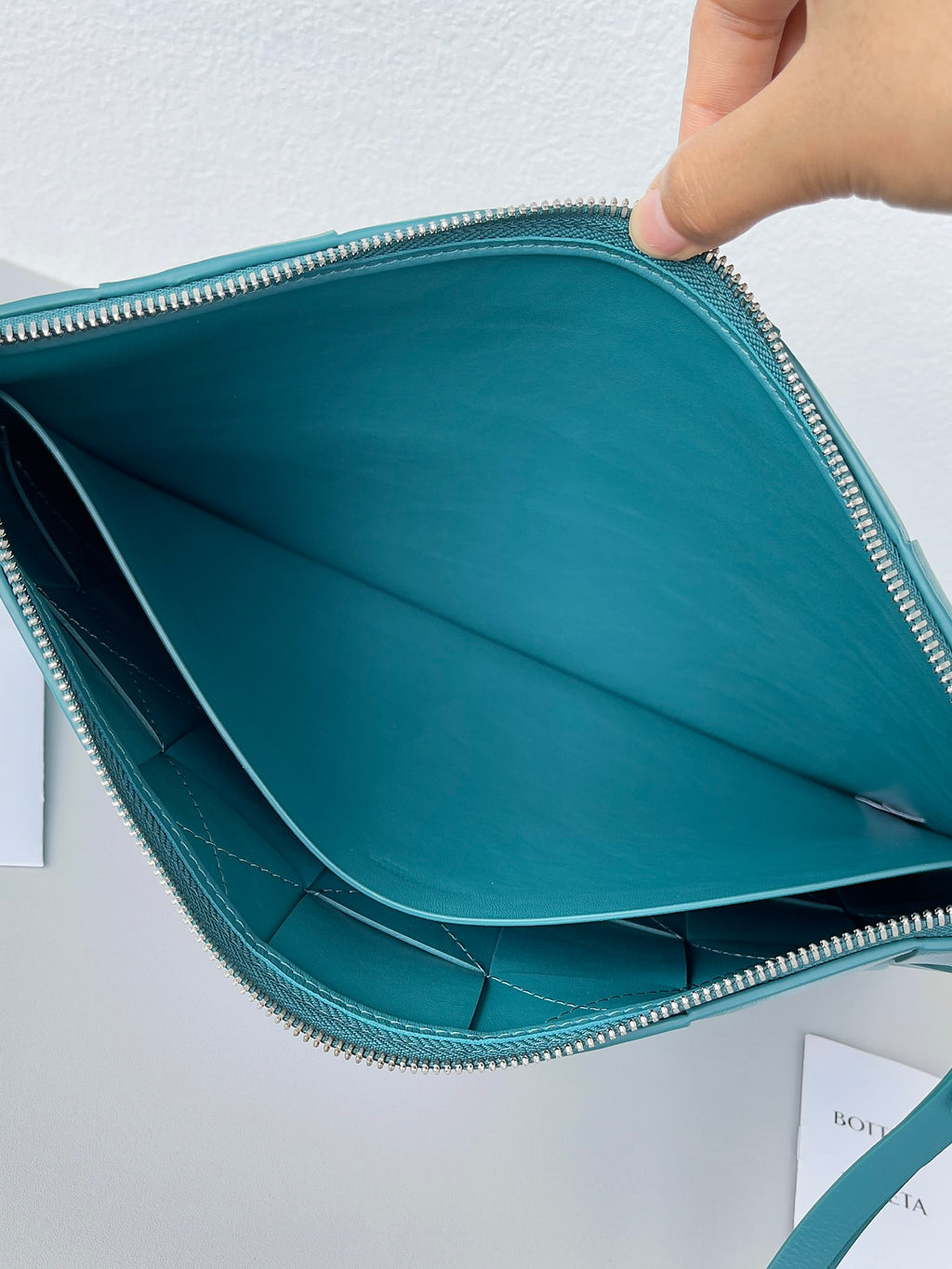 Bottega Veneta 649616 Teal Clutch Bag - detail image 9