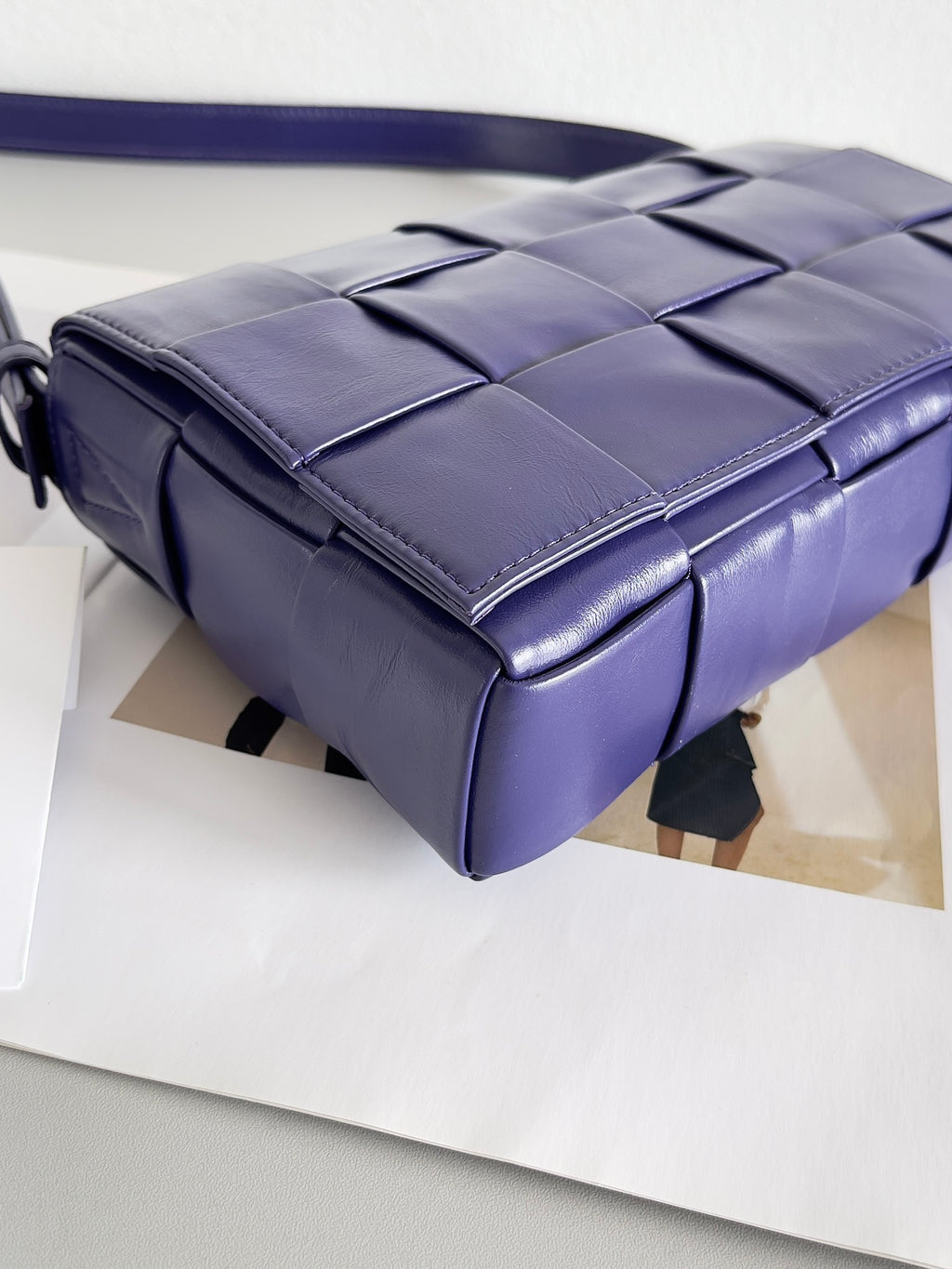 Bottega Veneta 667298 Blue Designer Handbag Edition 2 - detail image 4