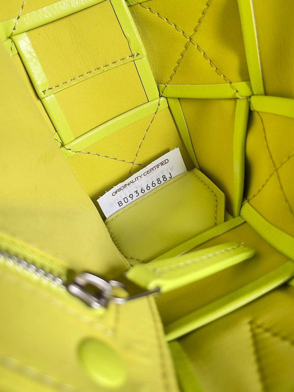 Bottega Veneta 667298 Yellow Designer Handbag - detail image 7