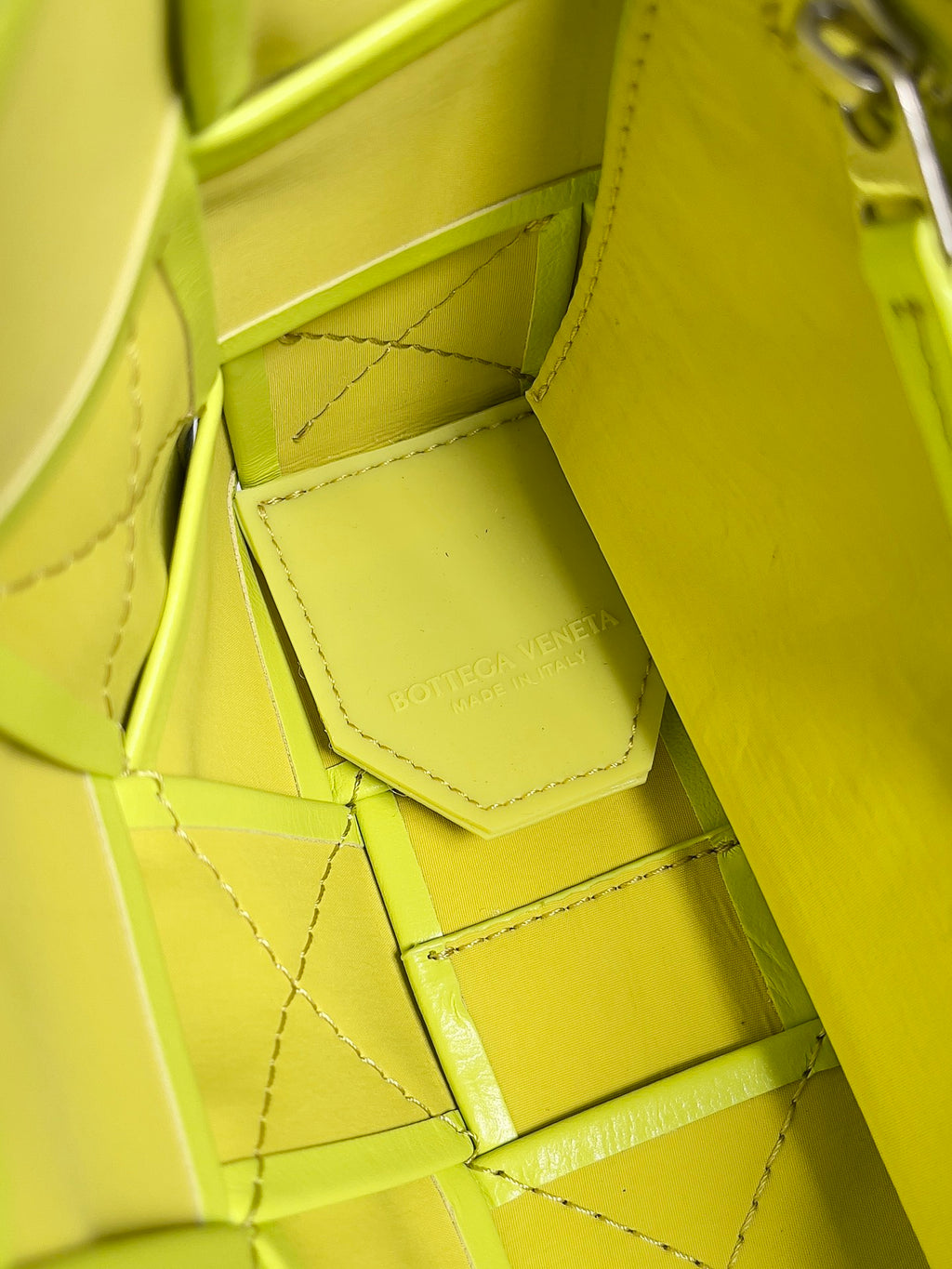 Bottega Veneta 667298 Yellow Designer Handbag - detail image 8