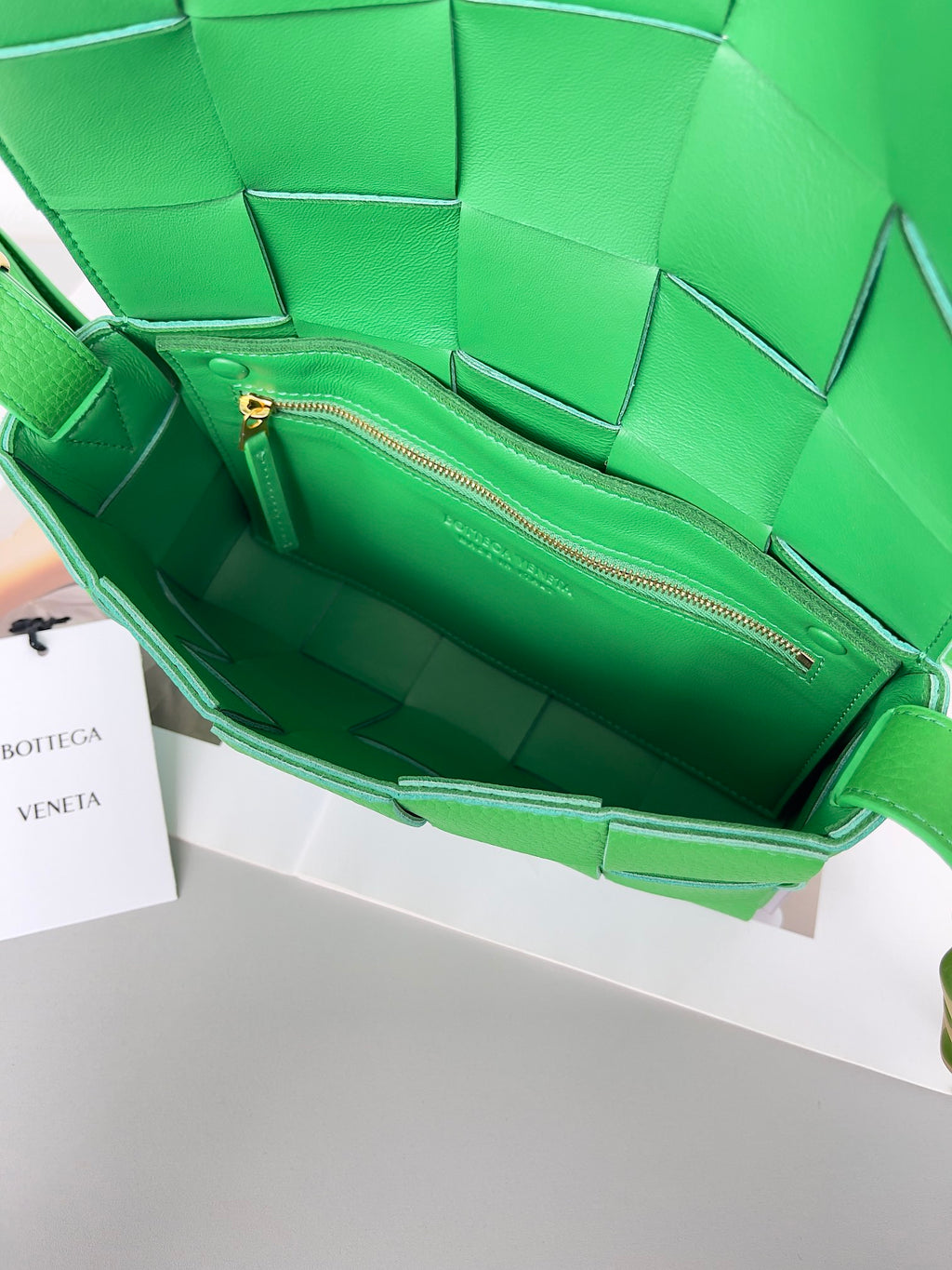 Bottega Veneta 666870 Green Designer Handbag - detail image 9