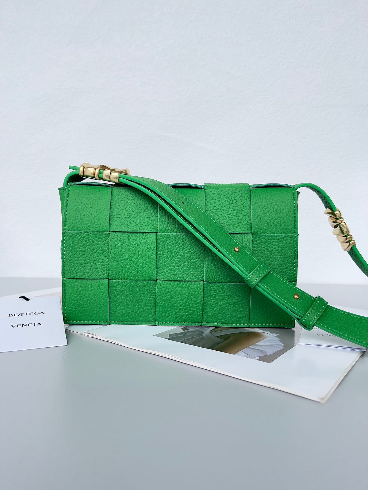 Bottega Veneta 666870 Green Designer Handbag