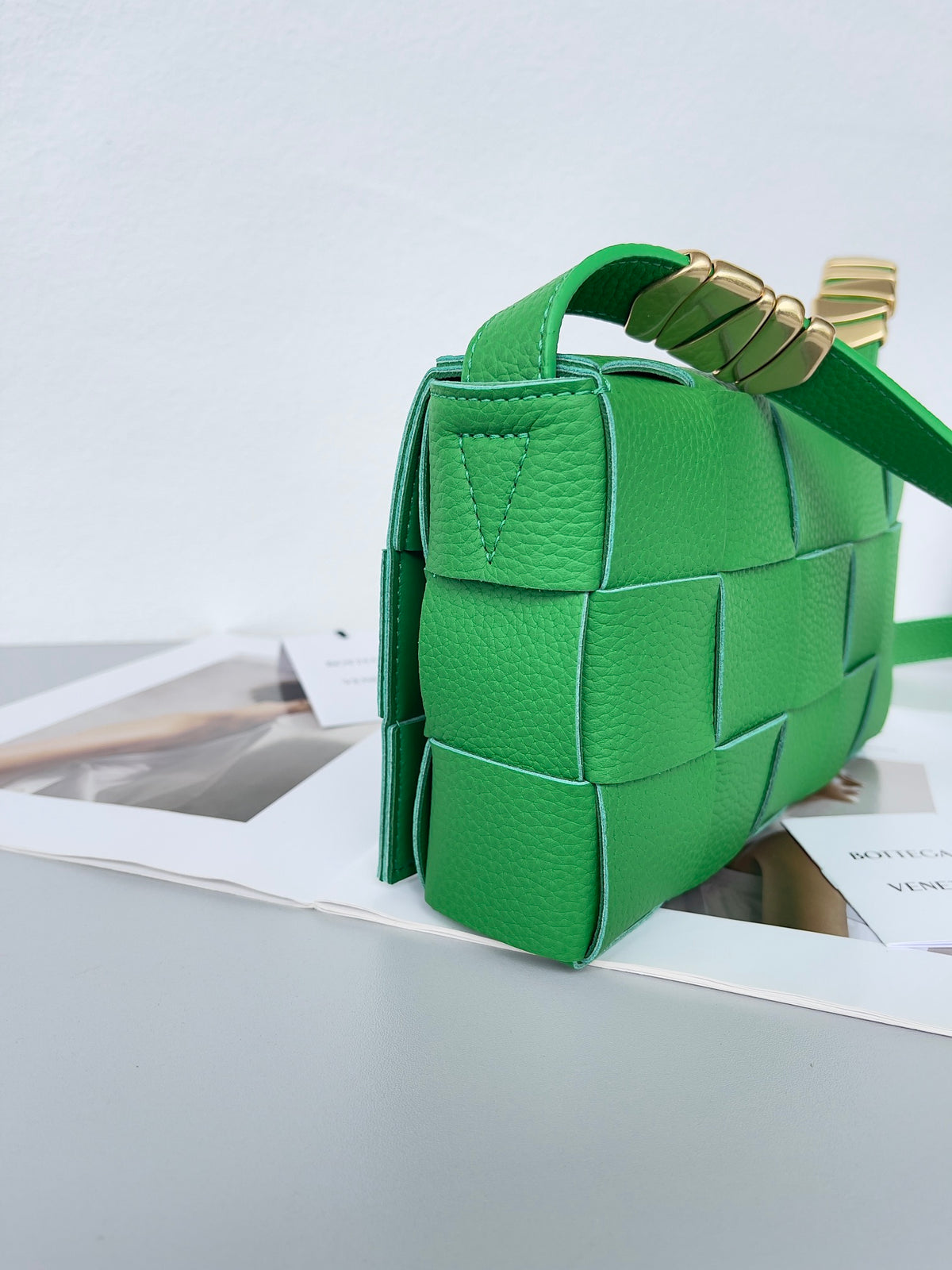 Bottega Veneta 666870 Green Designer Handbag - detail image 3