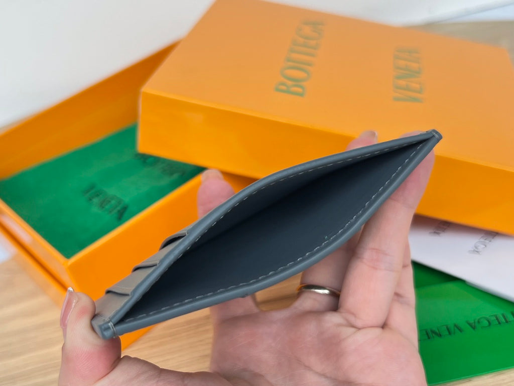 Bottega Veneta Orange Card Holder Edition 3 - detail image 3