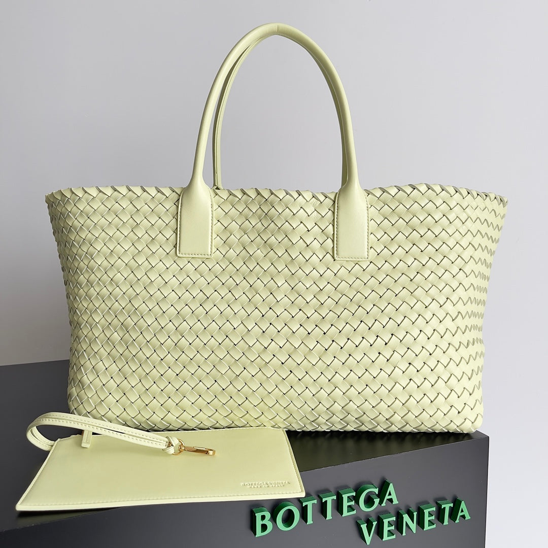 Bottega Veneta Silver Designer Wallet Edition 9