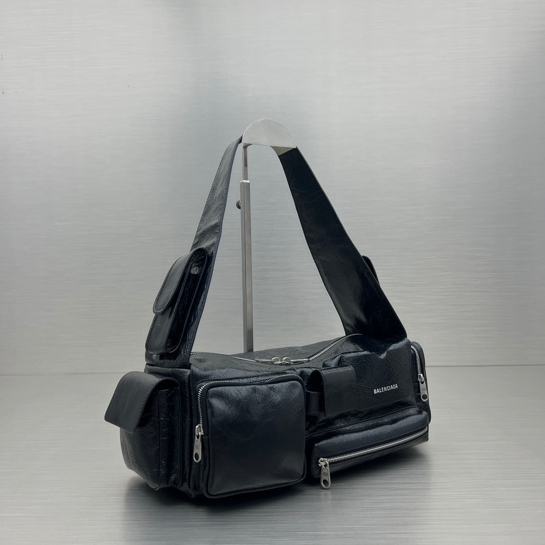 Balenciaga 92763SIZE Black Designer Handbag - detail image 2