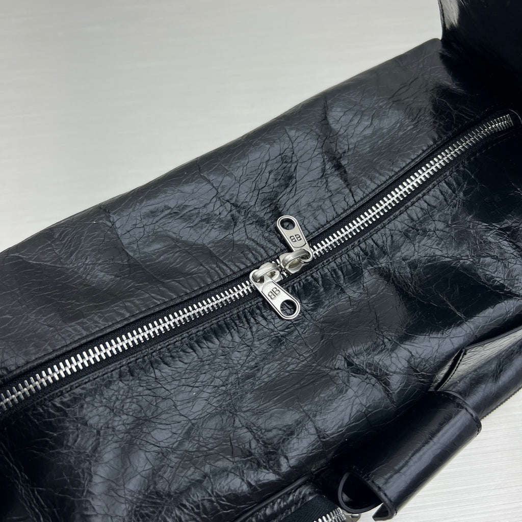 Balenciaga 92763SIZE Black Designer Handbag - detail image 7