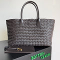 Bottega Veneta Black Designer Wallet Edition 42