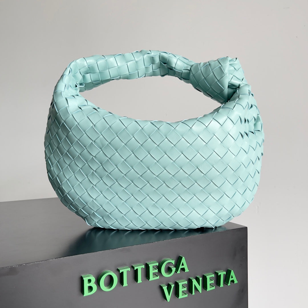 Bottega Veneta Silver Designer Handbag Edition 19