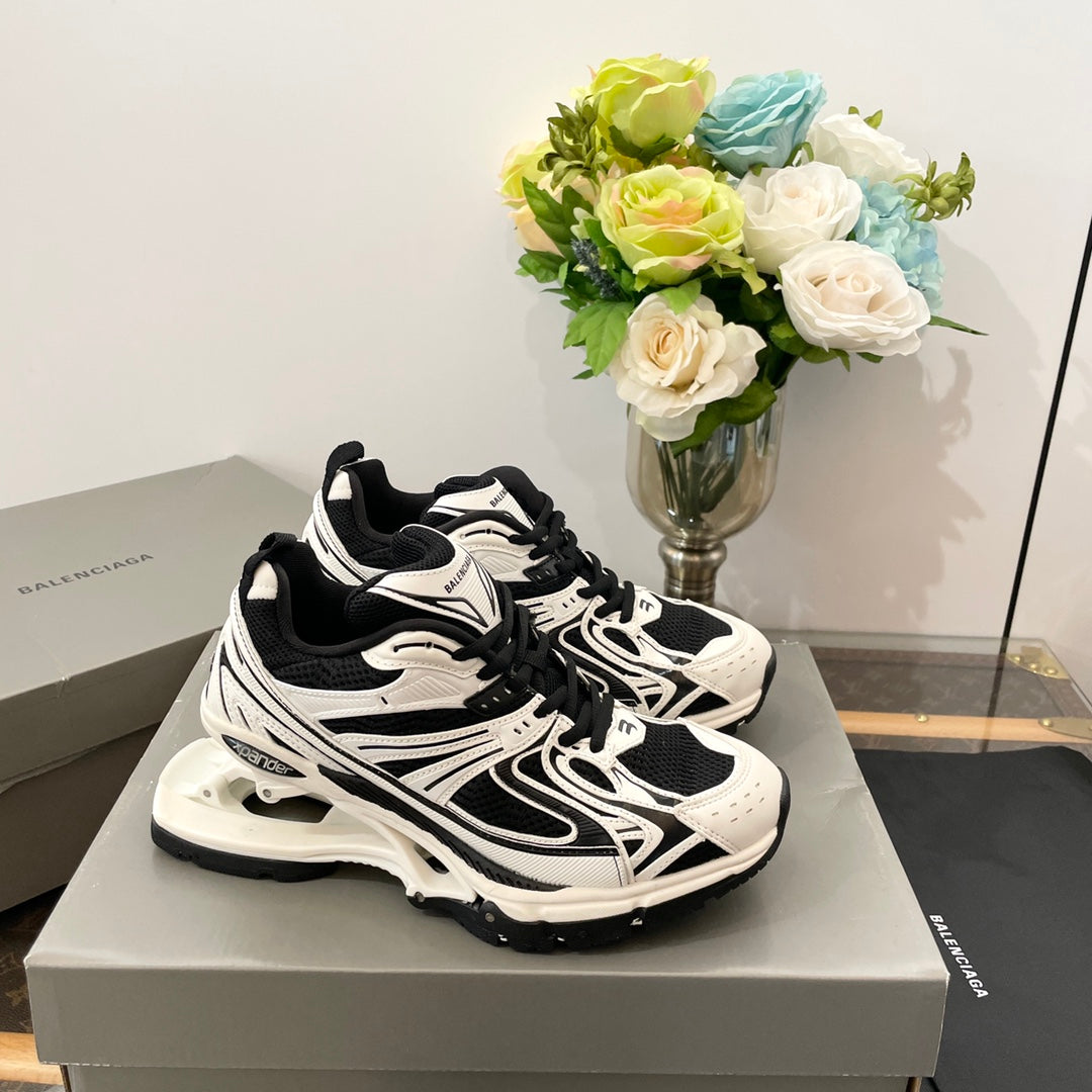 Balenciaga Black Designer Shoes Edition 12 - detail image 3