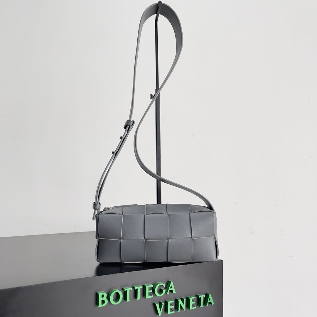 Bottega Veneta 729251 Silver Designer Handbag