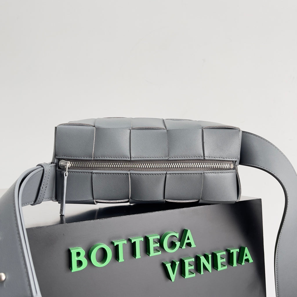 Bottega Veneta 729251 Silver Designer Handbag - detail image 4