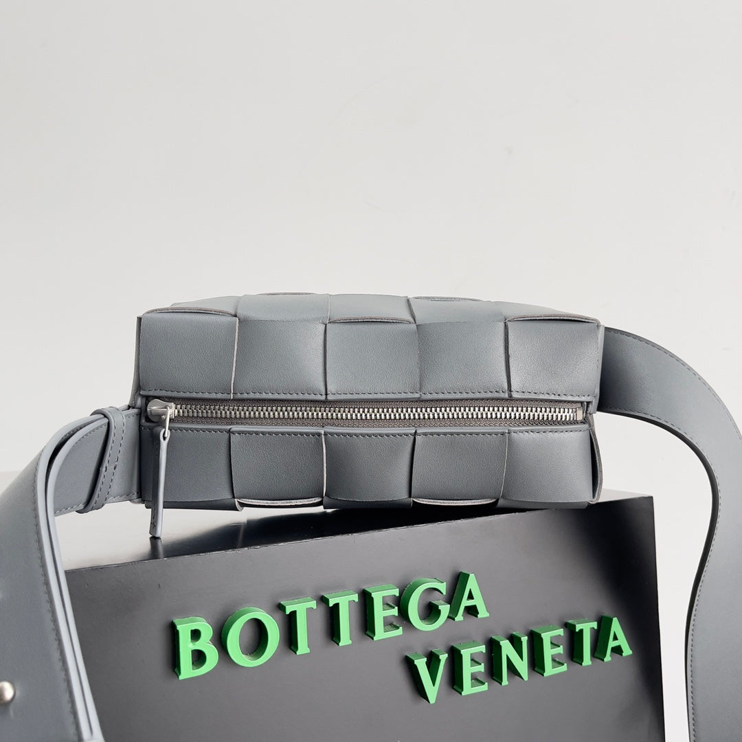 Bottega Veneta 729251 Silver Designer Handbag - detail image 4