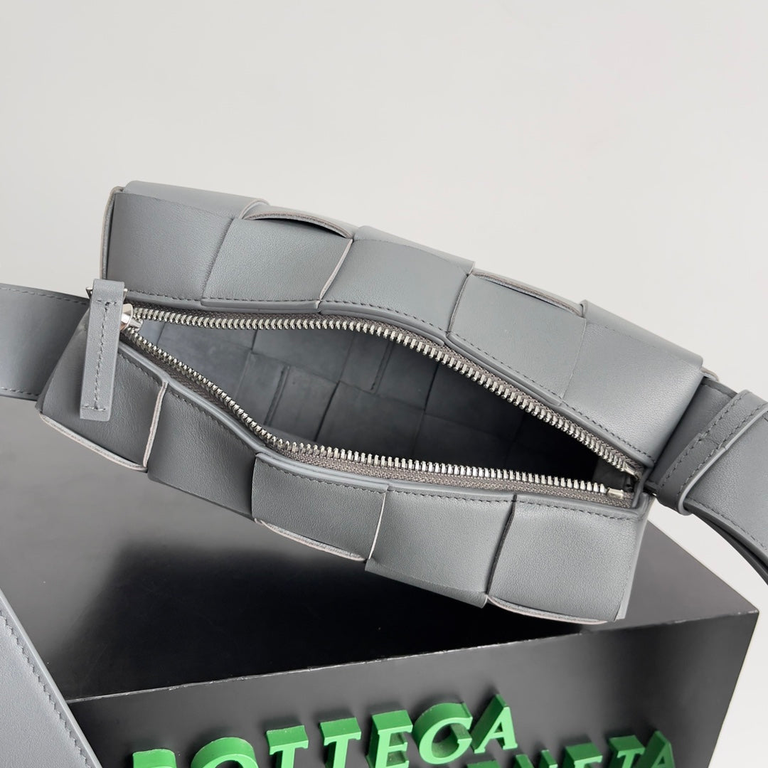 Bottega Veneta 729251 Silver Designer Handbag - detail image 9
