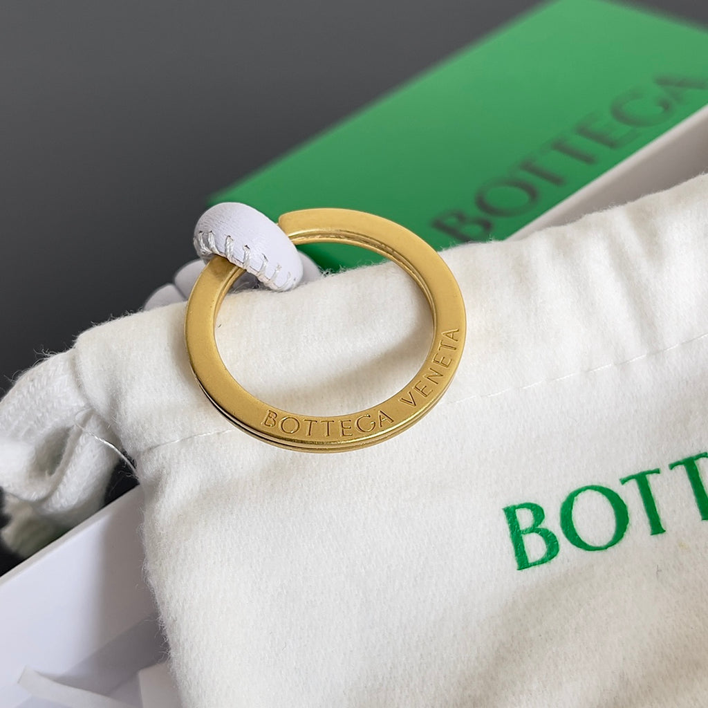 Bottega Veneta Silver Designer Handbag Edition 156 - detail image 6
