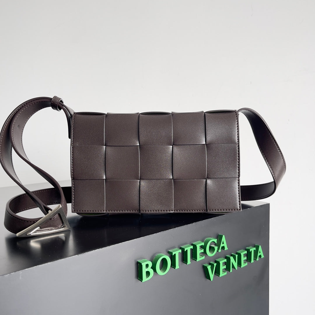 Bottega Veneta 708768 Black Designer Handbag Edition 5