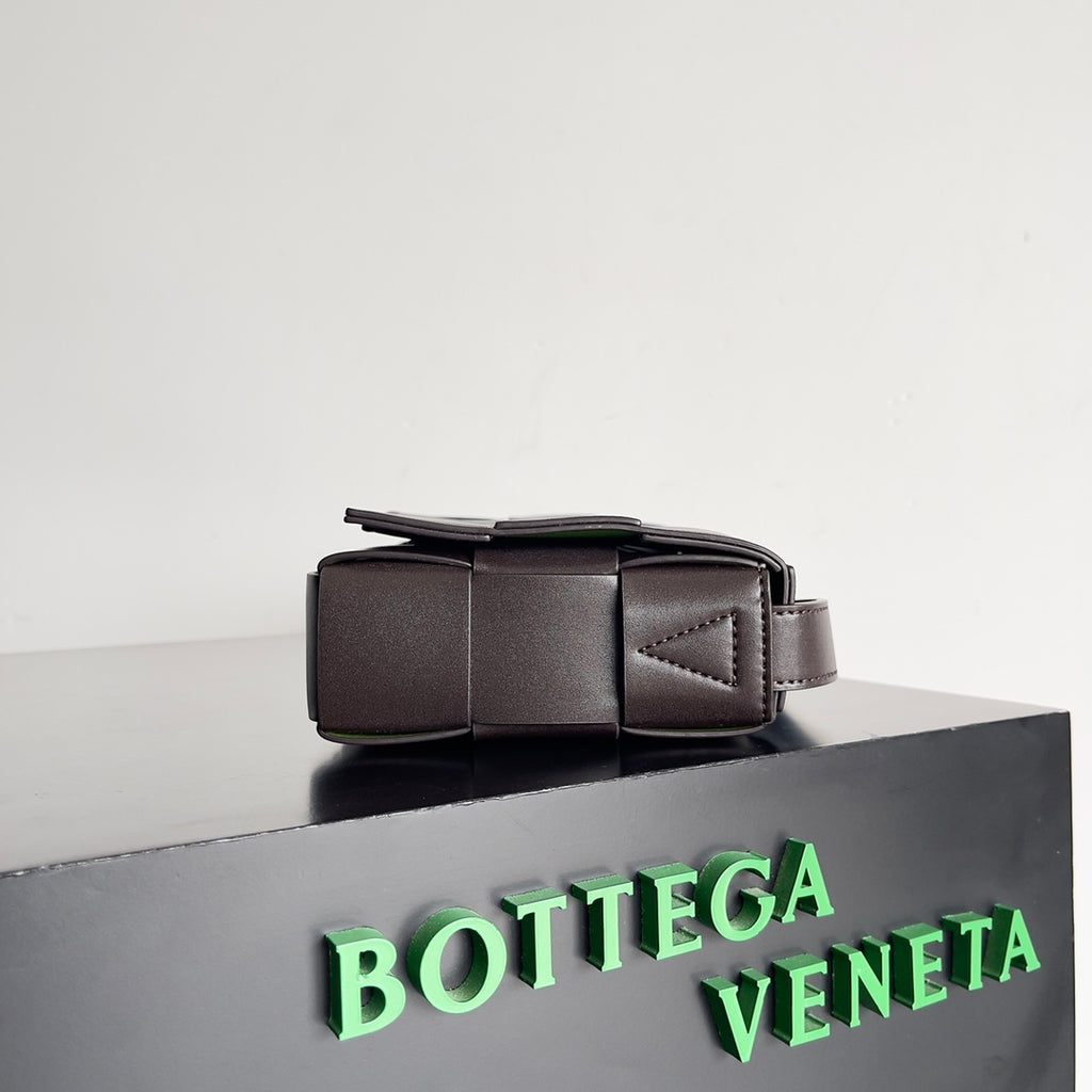 Bottega Veneta 708768 Black Designer Handbag Edition 5 - detail image 5