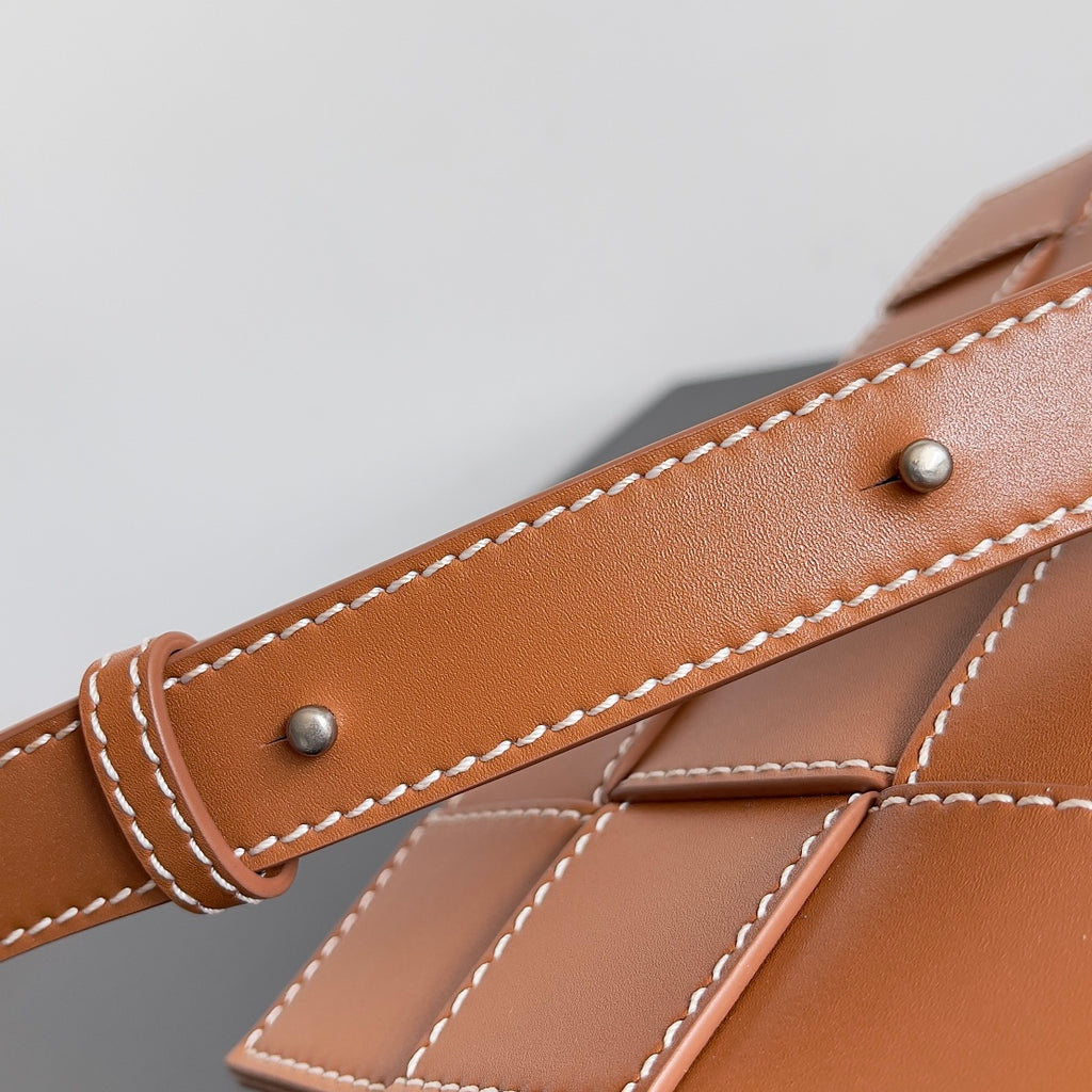 Bottega Veneta 758105 Orange Designer Handbag - detail image 5