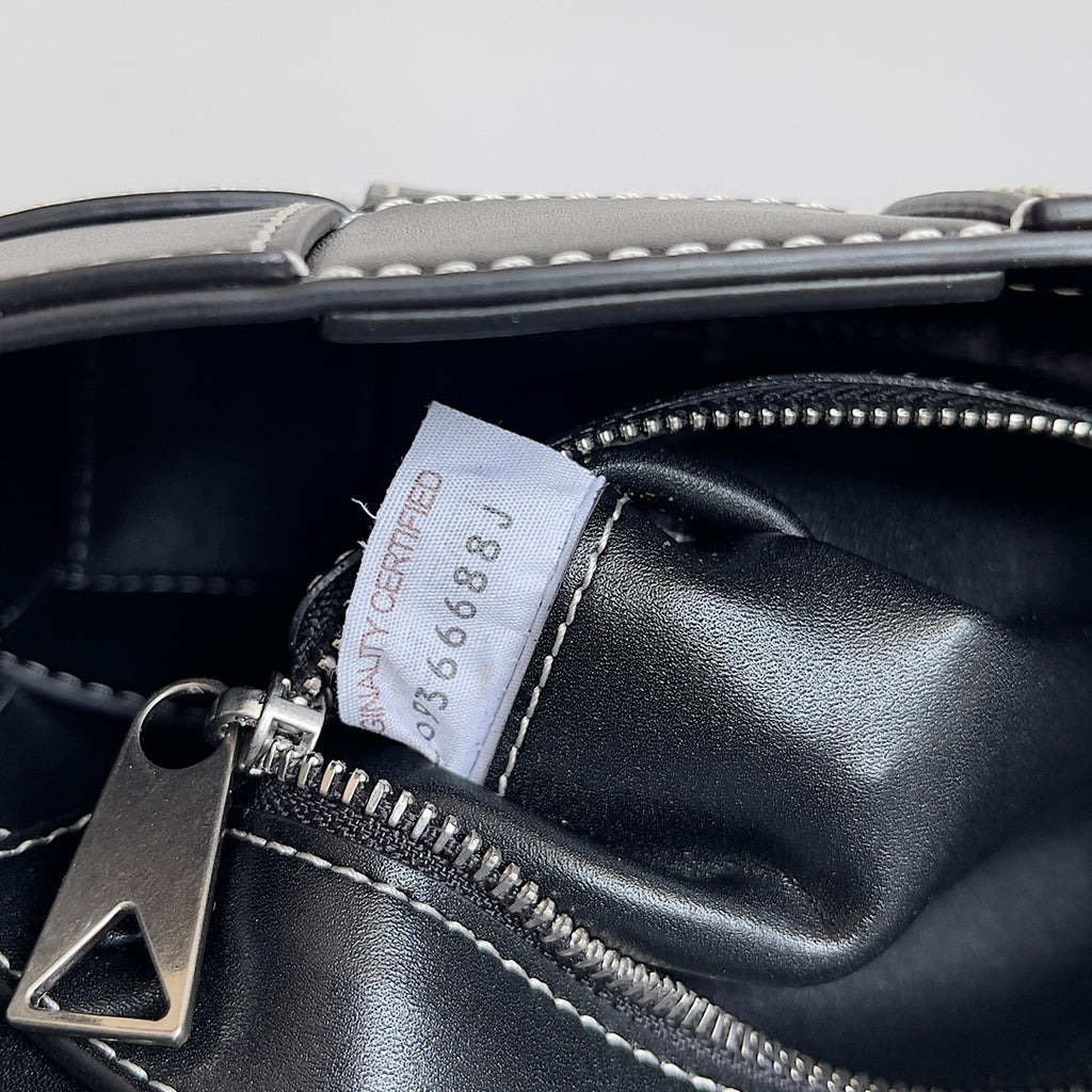 Bottega Veneta 758105 Black Designer Handbag - detail image 7