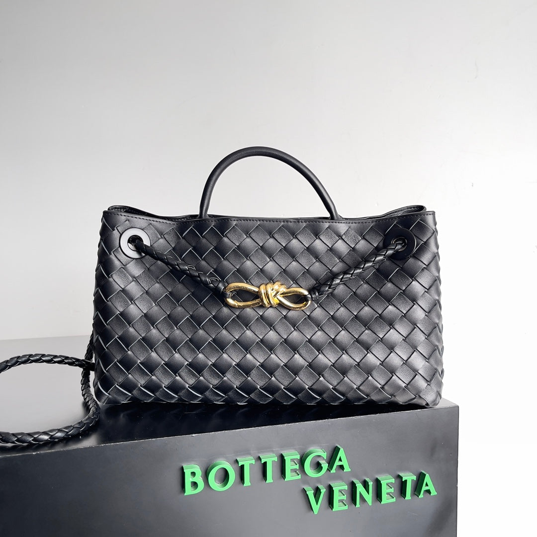 Bottega Veneta Black Designer Handbag Edition 163