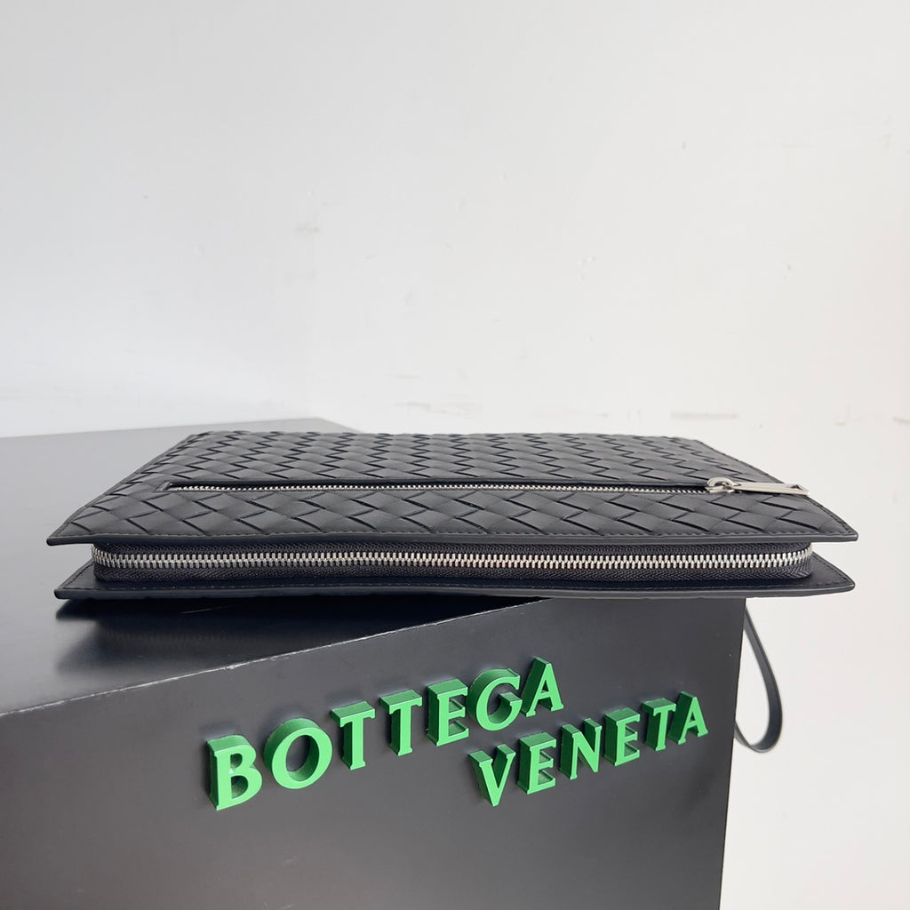 Bottega Veneta 732638 Black Clutch Bag Edition 2 - detail image 3
