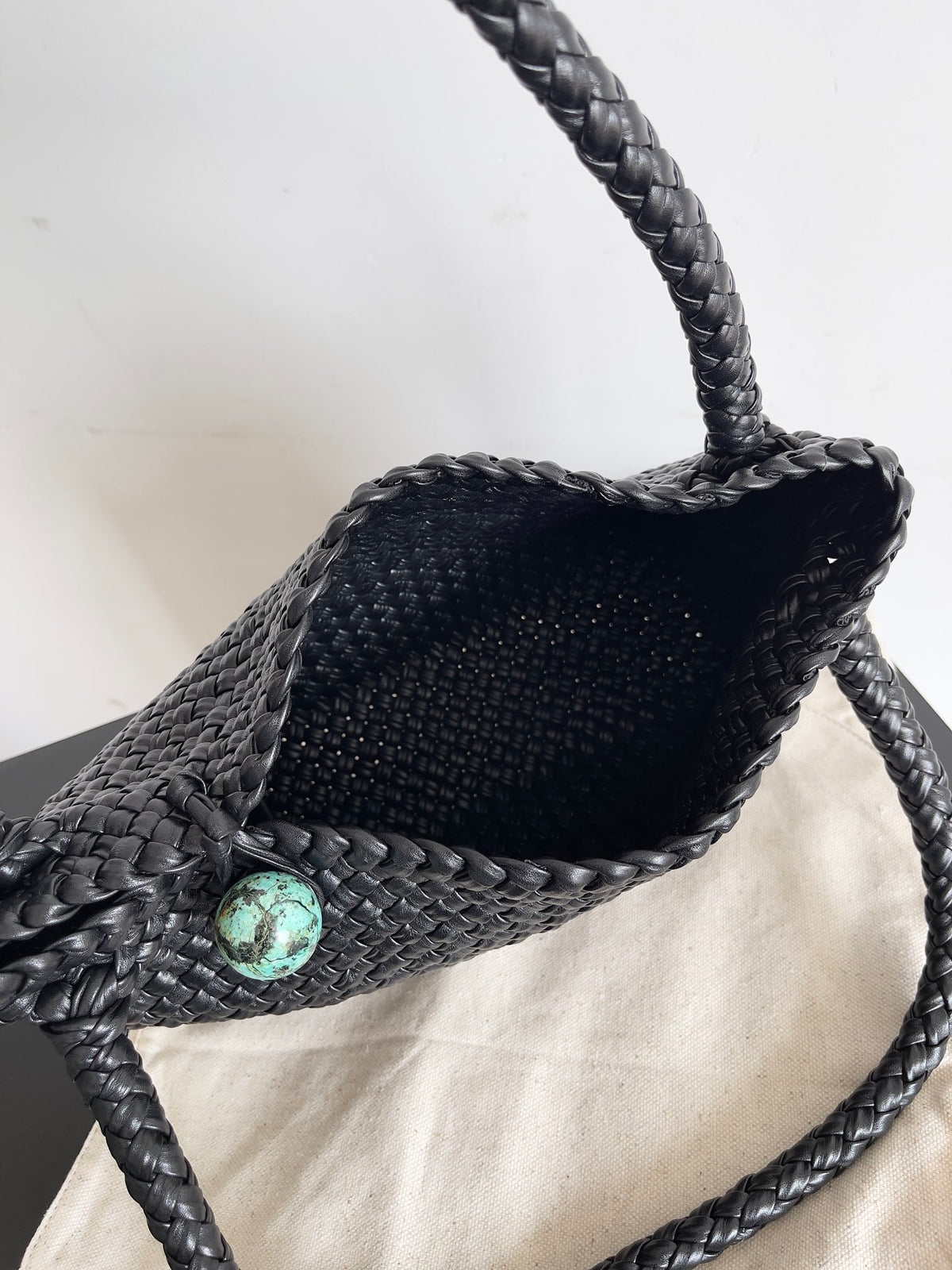 Bottega Veneta 716974 Black Designer Handbag - detail image 9