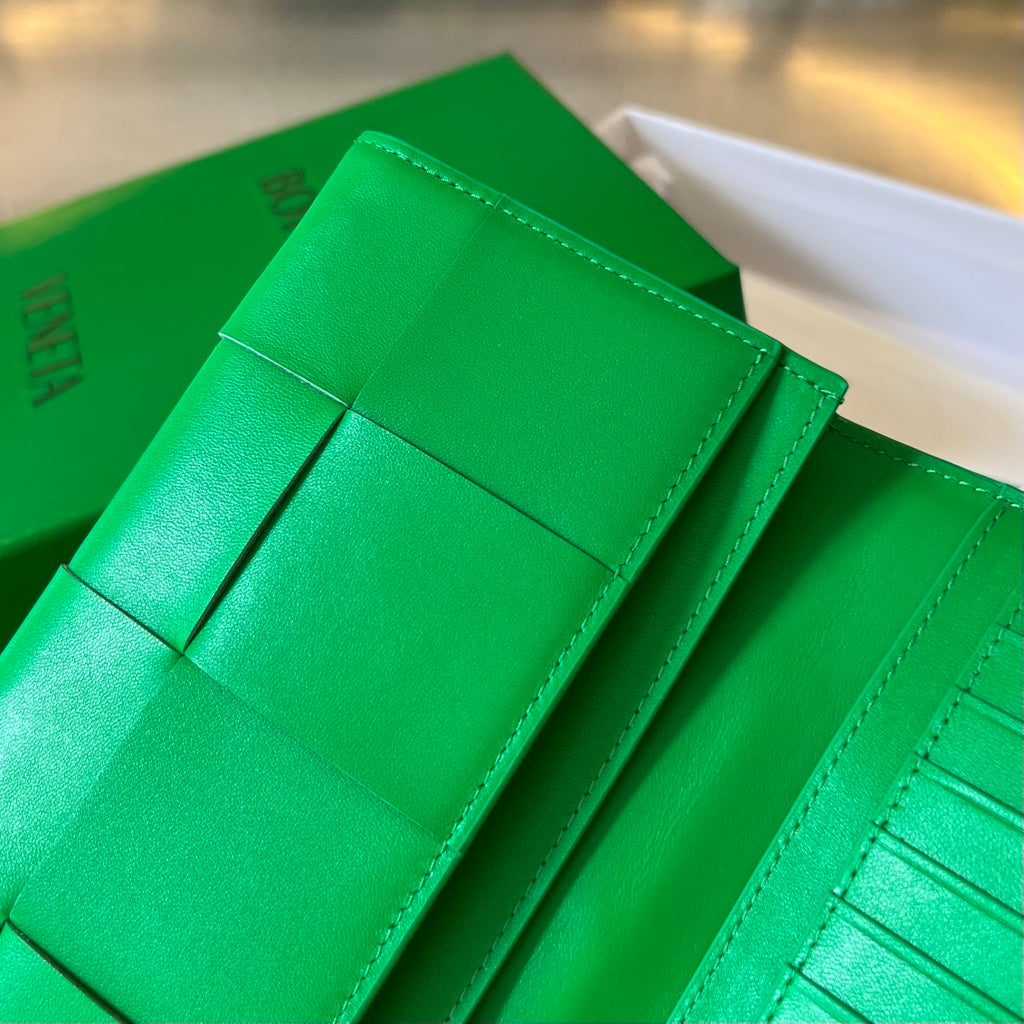 Bottega Veneta 18X10X2 Green Designer Handbag Edition 2 - detail image 8