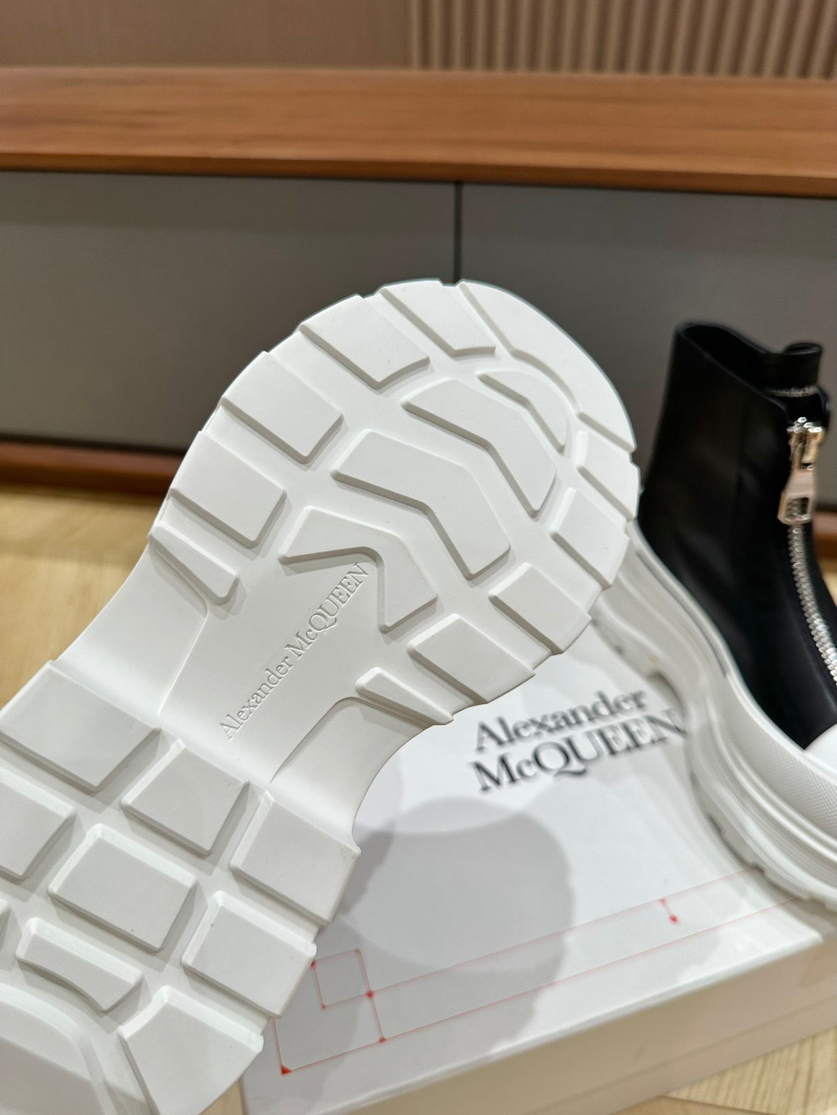 Alexander McQueen Black & Brown Designer Shoes EU 35-39 Edition 2 - detail image 9