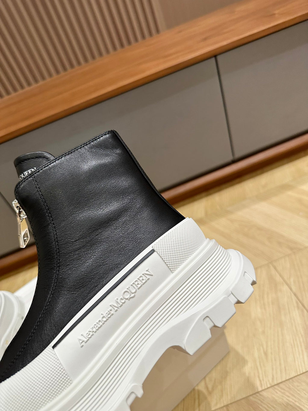 Alexander McQueen Black & Brown Designer Shoes EU 35-39 Edition 2 - detail image 7