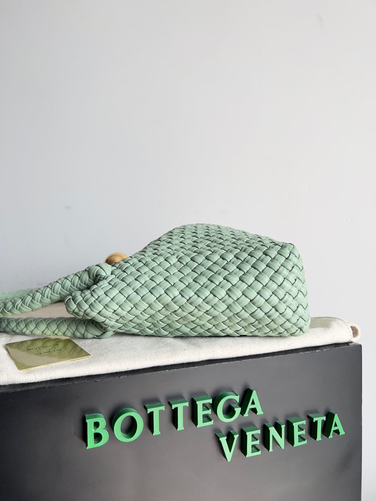 Bottega Veneta 716974 Silver Designer Handbag Edition 2 - detail image 3